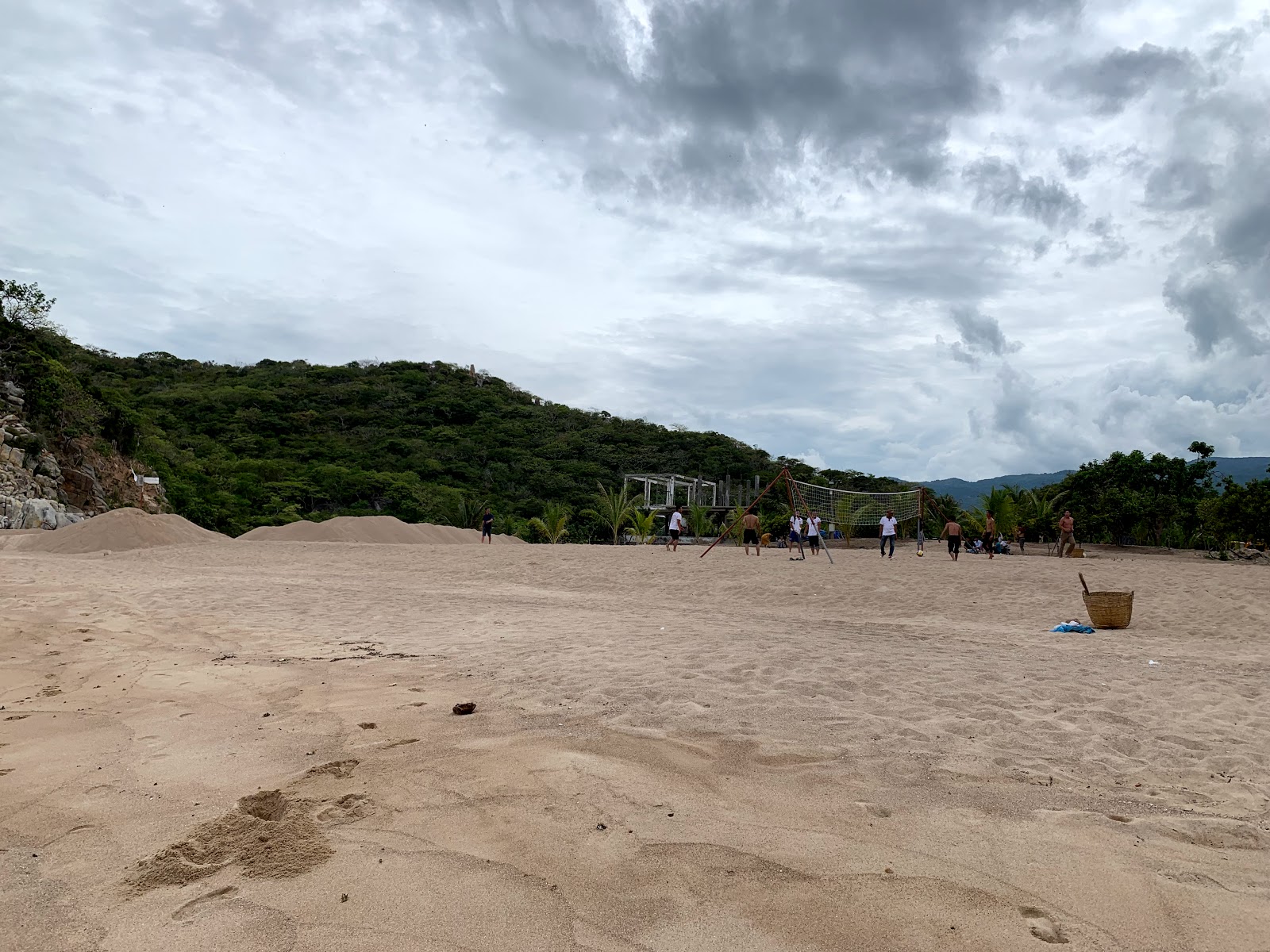 Photo de Hom Beach situé dans une zone naturelle