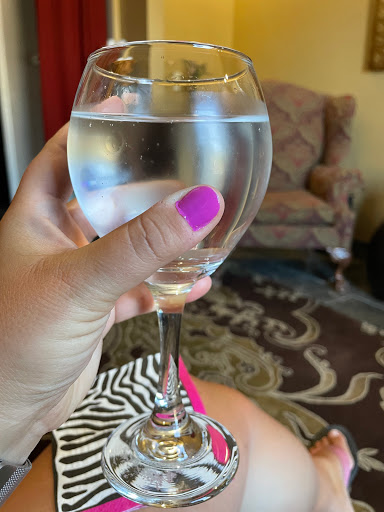 Beauty Salon «Sun Suites Salon & Spa», reviews and photos, 1044 Chestnut St, Bowling Green, KY 42101, USA