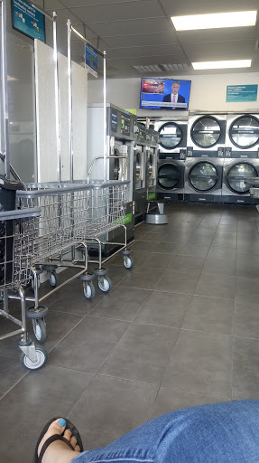 Laundry Service «Waters Express Laundry Center», reviews and photos, 4333 W Waters Ave, Tampa, FL 33614, USA