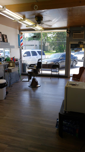 Barber Shop «Hickman Barber Shop», reviews and photos, 5707 Hickman Rd, Des Moines, IA 50310, USA