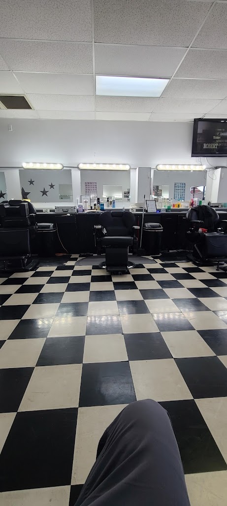 The Barbershop A Cut Above 28086