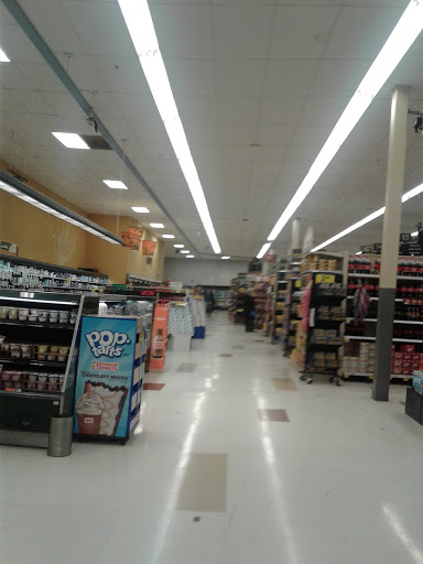 Grocery Store «Kroger», reviews and photos, 600 E Main St, Hebron, OH 43025, USA