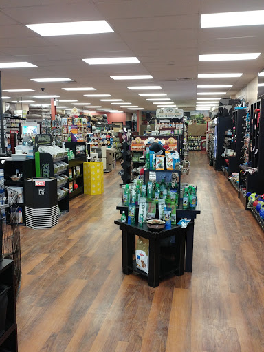 Pet Store «Pet Valu», reviews and photos, 2600 Willow Street Pike N, Willow Street, PA 17584, USA