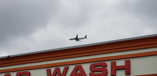 Car Wash «La Brea 5-minute Express Car Wash», reviews and photos, 868 South La Brea Ave, Inglewood, CA 90301, USA