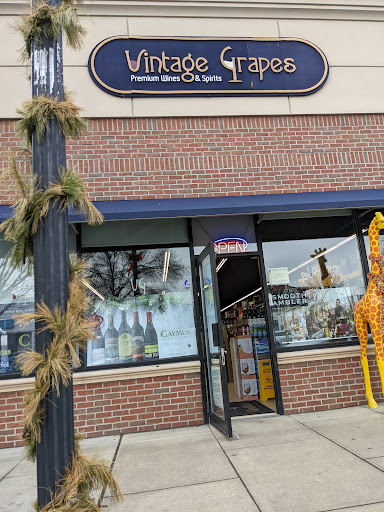 Wine Store «Vintage Grapes: Premium Wines and Spirits», reviews and photos, 999 Port Washington Blvd, Port Washington, NY 11050, USA