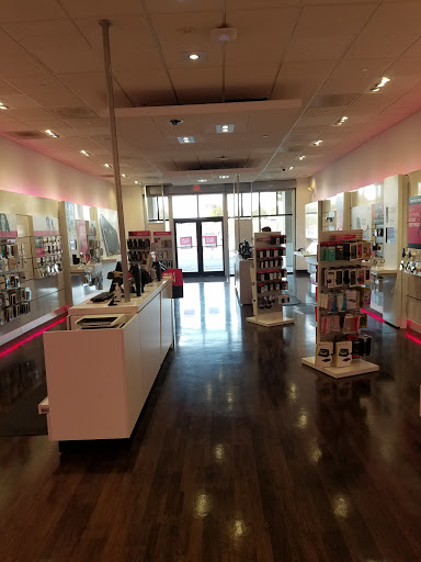 Cell Phone Store «T-Mobile», reviews and photos, 17221 Cole Rd, Hagerstown, MD 21740, USA