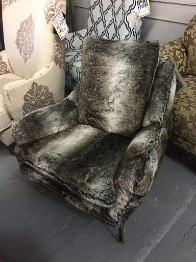 Furniture Store «Furniture Liquidators», reviews and photos, 16818 Florida Blvd, Baton Rouge, LA 70819, USA