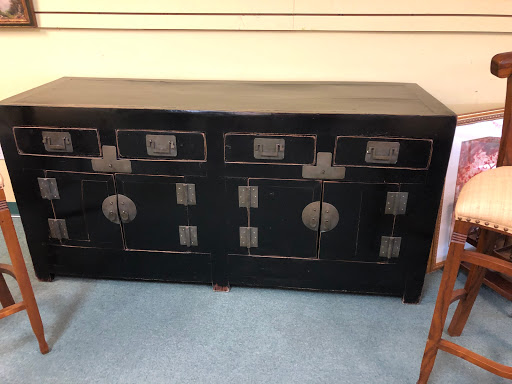 Thrift Store «Tambourine Resale Shop», reviews and photos, 1619 10th Ave, Vero Beach, FL 32960, USA