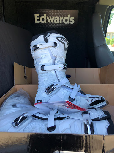 Motorcycle Dealer «Edwards Motorsports and RVs (Full Throttle Motorsports)», reviews and photos, 1010 34th Ave, Council Bluffs, IA 51501, USA