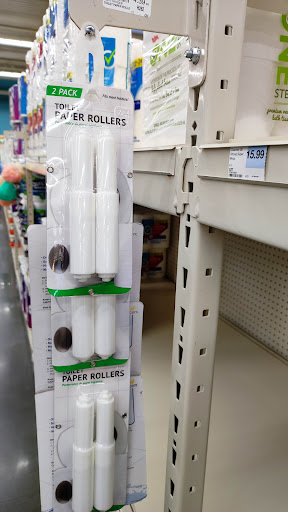 Grocery Store «Hy-Vee», reviews and photos, 1500 Central Park Commons Dr, Eagan, MN 55121, USA