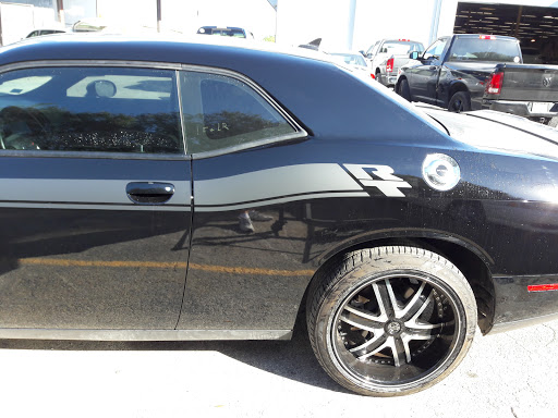 Auto Body Shop «Jerry Ulm Body Shop», reviews and photos, 4855 W Hillsborough Ave, Tampa, FL 33614, USA