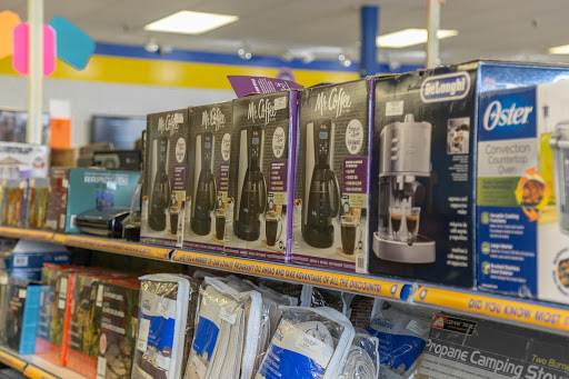 Pawn Shop «La Familia Pawn and Jewelry», reviews and photos, 1707 E Hinson Ave, Haines City, FL 33844, USA