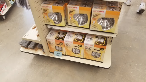 Hardware Store «Harbor Freight Tools», reviews and photos, 2418 Commercial Way, Spring Hill, FL 34606, USA