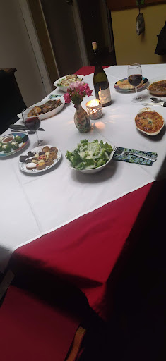 Fine Dining Restaurant «Sonoma Wine Shop / La Bodega Kitchen», reviews and photos, 2295 Gravenstein Hwy S, Sebastopol, CA 95472, USA