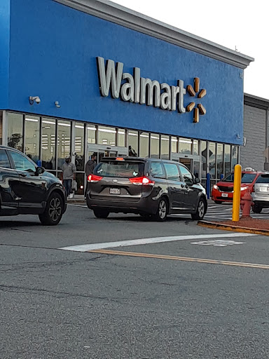 Discount Store «Walmart», reviews and photos, 70 Pleasant Valley St, Methuen, MA 01844, USA