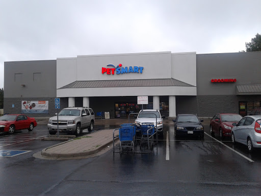 Pet Supply Store «PetSmart», reviews and photos, 160 Wadsworth Blvd, Lakewood, CO 80226, USA