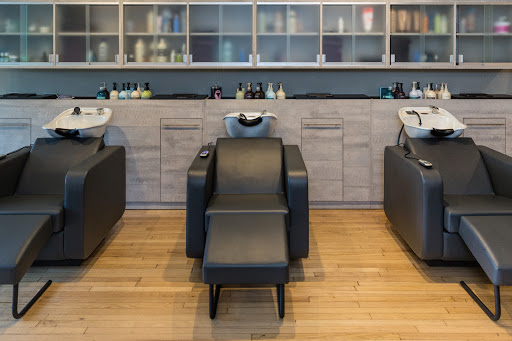 Hair Salon «Allure Designs Salon + Boutique», reviews and photos, 521 N Milwaukee Ave, Libertyville, IL 60048, USA