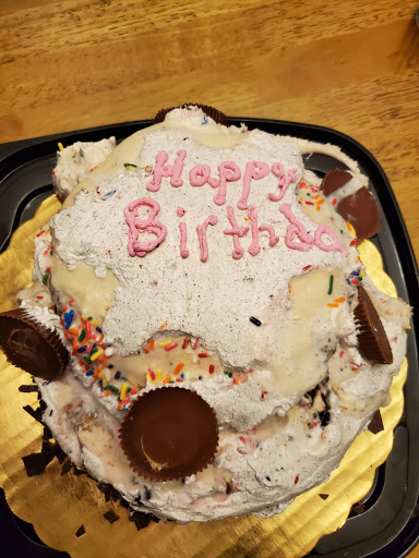 Ice Cream Shop «Cold Stone Creamery», reviews and photos, 441 Broadway, Westwood, NJ 07675, USA