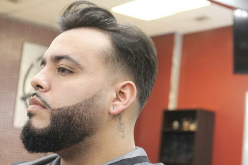 Barber Shop «kings of blades barber shop», reviews and photos, 824 Horseblock Road, Farmingville, NY 11738, USA