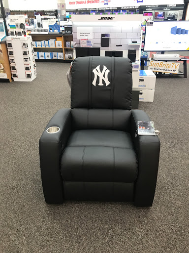 Appliance Store «P.C. Richard & Son», reviews and photos, 4067 Jericho Turnpike, East Northport, NY 11731, USA