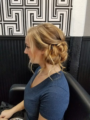 Hair Salon «Lauthr Salon», reviews and photos, 260 Petaluma Blvd N, Petaluma, CA 94952, USA