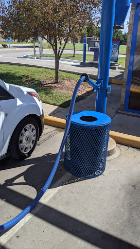 Car Wash «Clean & Green Car Wash», reviews and photos, 4105 Teasley Ln, Denton, TX 76210, USA