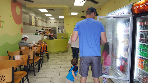 Donut Shop «Sweet Spot Donuts», reviews and photos, 3105 Ira E Woods Ave #130, Grapevine, TX 76051, USA