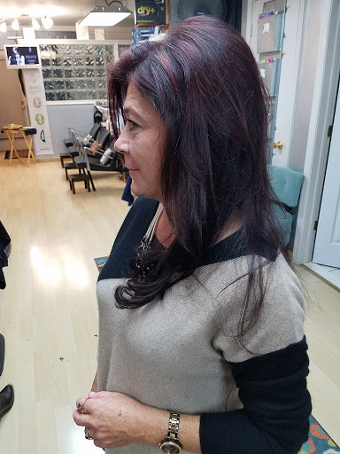 Beauty Salon «Downtown Salon», reviews and photos, 103 Amelia St A, Fredericksburg, VA 22401, USA