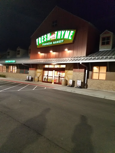 Grocery Store «Fresh Thyme Farmers Market - Ypsilanti Township MI», reviews and photos, 2985 Washtenaw Ave, Ypsilanti, MI 48197, USA