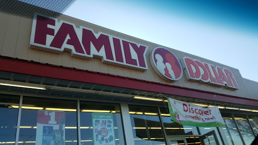 FAMILY DOLLAR, 2201 E Central Ave, Wichita, KS 67214, USA, 