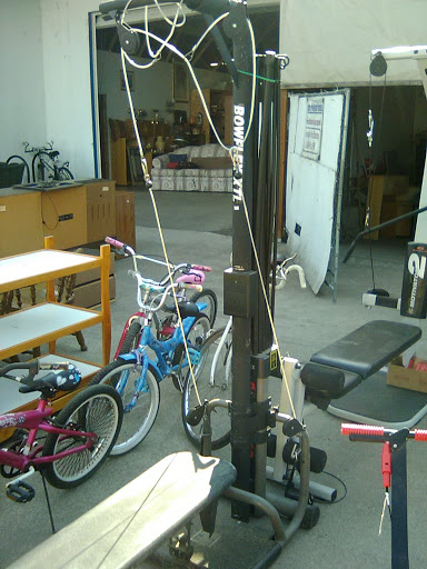 Thrift Store «Albany Helping Hands Thrift Store», reviews and photos, 705 SE 1st Ave, Albany, OR 97321, USA