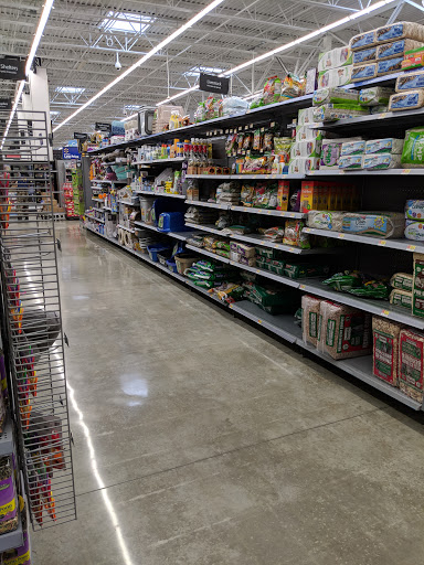 Discount Store «Walmart», reviews and photos, 910 Wolcott St, Waterbury, CT 06705, USA