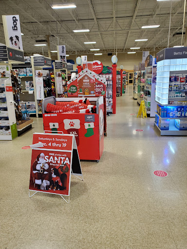 Pet Supply Store «PetSmart», reviews and photos, 1460 Koester Rd, Forsyth, IL 62535, USA