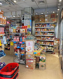 Photo n°18 de Ace Mart à Paris ()