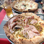 Photo n°1 de l'avis de Alex.i fait le 16/04/2024 à 14:06 sur le  Portico Pizzeria e Trattoria Via Tribunali à Naples