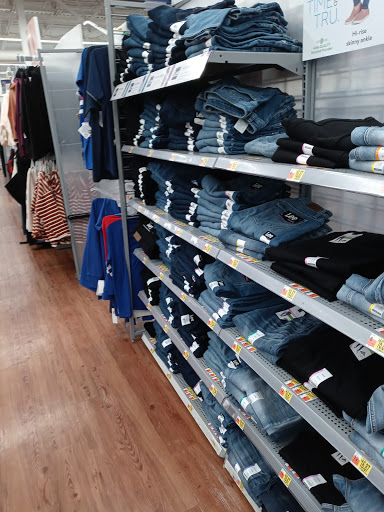 Discount Store «Walmart», reviews and photos, 3133 Main St, Mohegan Lake, NY 10547, USA