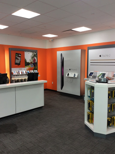 Cell Phone Store «AT&T Authorized Retailer», reviews and photos, 910 Eagle Ridge Drive #332, Lake Wales, FL 33859, USA