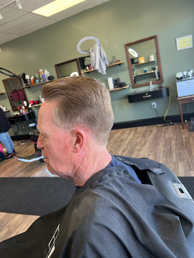 Barber Shop «Classic Blends Barbershop», reviews and photos, 1700 Elmwood Ave, Warwick, RI 02888, USA