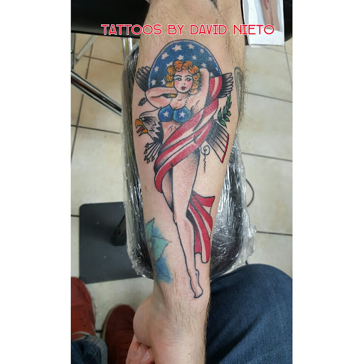 Tattoo Shop «Spinning Needles Tattoos», reviews and photos, 2711 N Main St, Fort Worth, TX 76164, USA