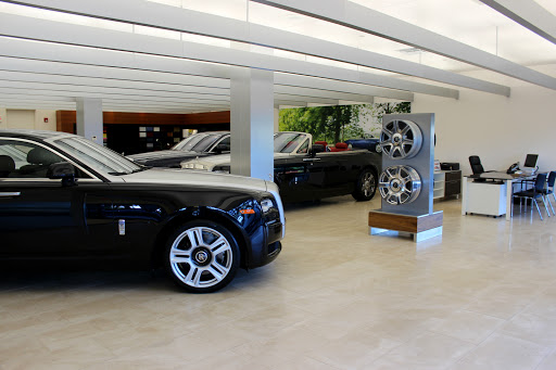 Car Dealer «Herb Chambers Rolls-Royce Motor Cars of New England», reviews and photos, 529 Boston Post Rd, Wayland, MA 01778, USA