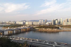 Hangang Bridge image