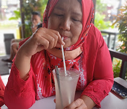 Waroeng Steak & Shake Jakal photo