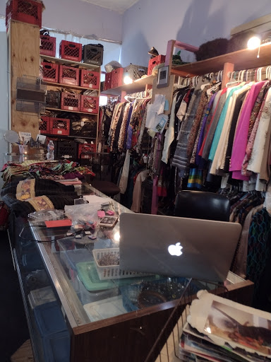 Vintage Clothing Store «Color Explosion Vintage Fashion», reviews and photos, 2607 Blodgett St, Houston, TX 77004, USA