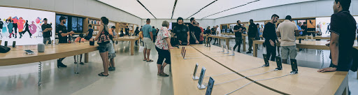 Computer Store «Apple Chandler Fashion Center», reviews and photos, 3111 W Chandler Blvd, Chandler, AZ 85226, USA