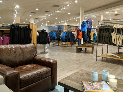 Clothing Store «L.L. Bean», reviews and photos, 8095 Tysons Corner Center, McLean, VA 22102, USA