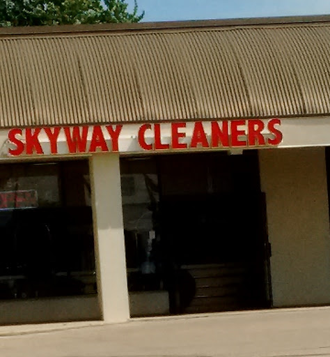 Skyway Cleaners in Fairborn, Ohio