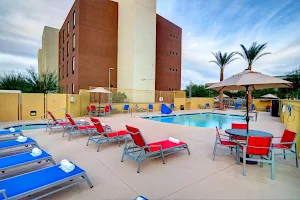 Holiday Inn Express & Suites Phoenix North - Scottsdale, an IHG Hotel image