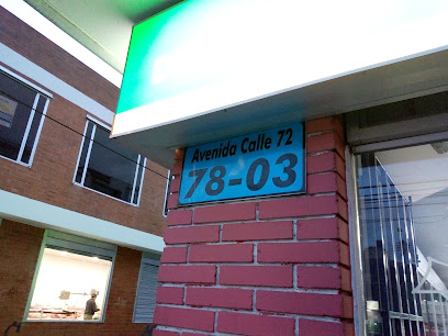 Droguería Cruz Verde Avenida Calle 72, Engativá, Bogotá, Colombia