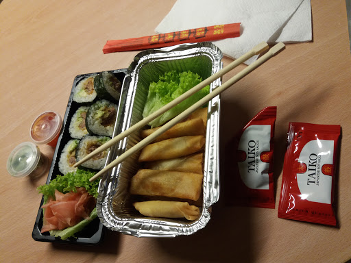 Hatsukoi Sushi & Wok