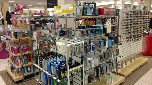 Shopping Mall «Spring Hill Mall», reviews and photos, 1072 Spring Hill Ring Rd, Dundee Township, IL 60118, USA